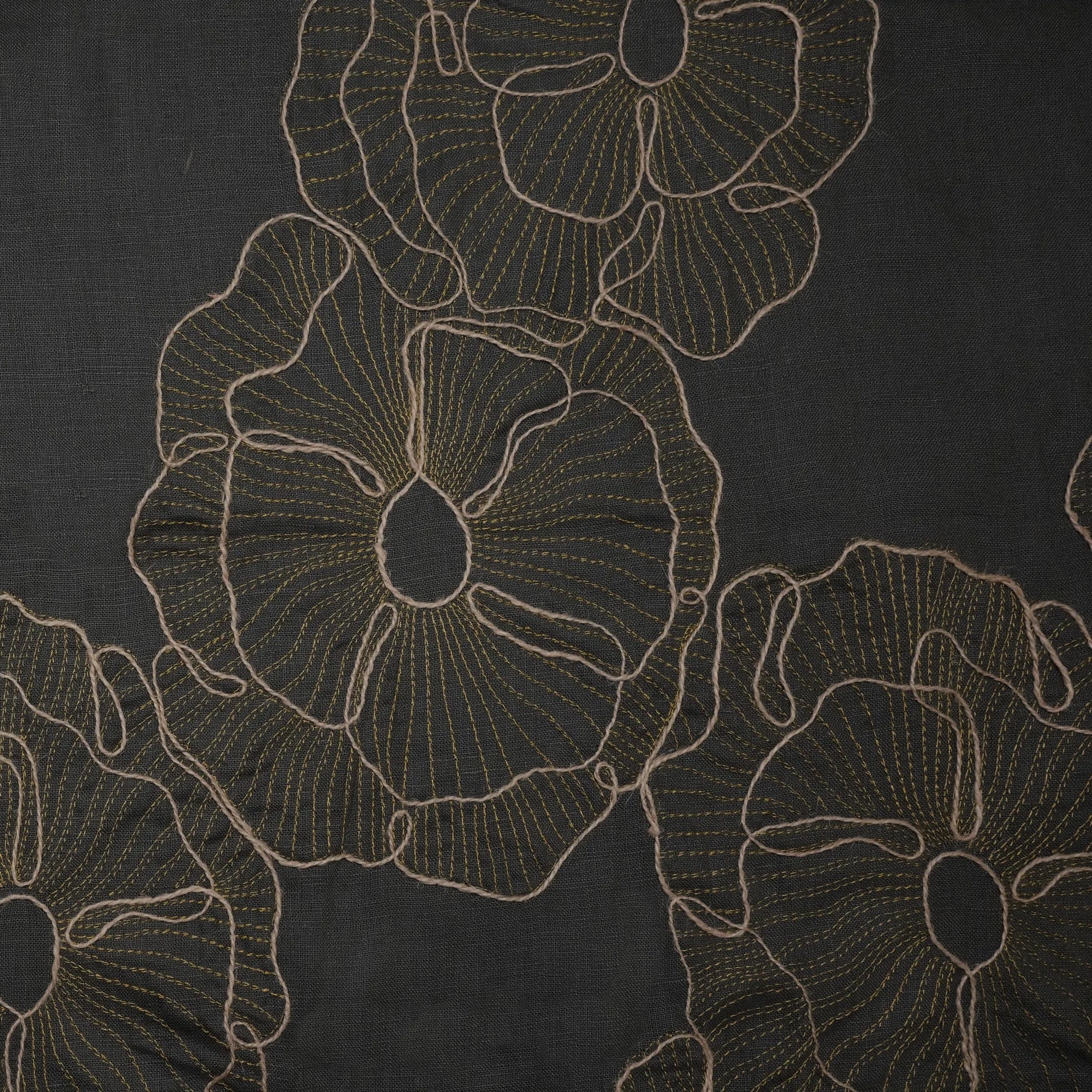 NEW - BEDFORD - LINED JACQUARD EMBROIDERY FLORAL PATTERN WINDOW CURTAIN
