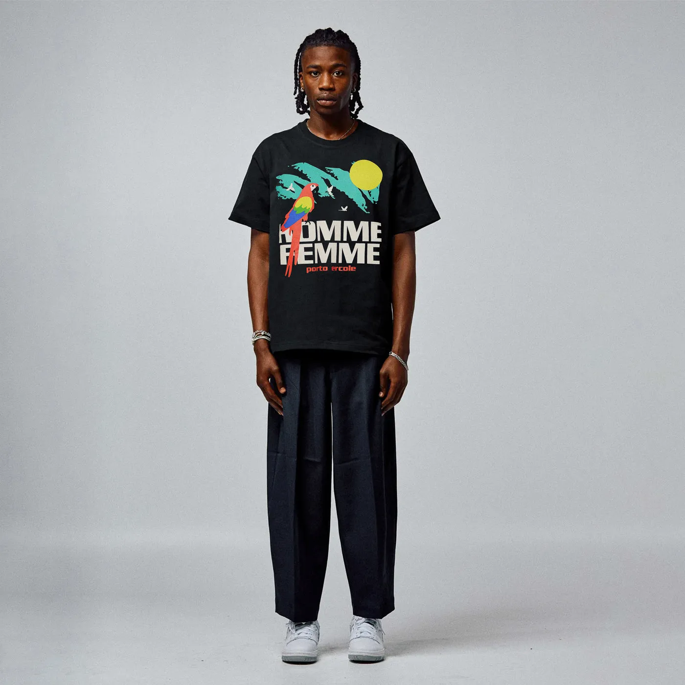 Parrot Tee Black