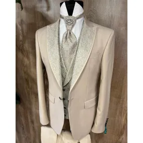 Quesste Champagne Fashion Tuxedo